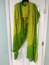 Kids/Womens Green Indian Sari Kameez Top S w/matching Scarf Dupatta picture