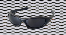 Vintage Oakley Monster Dog Sunglasses Matte Frames  Black Lenses  Polarized picture