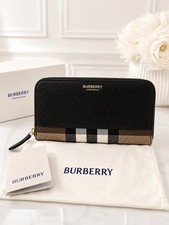 Authentic NWT Burberry Black House Check Zip Wallet picture