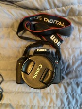 Cannon EOS Rebel T5i DSLR 18MP 3x Zoom 18-55 mm Lense W/ Accessories.  picture