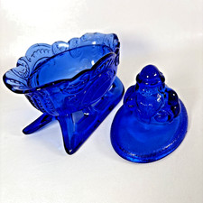 Vintage Westmoreland Cobalt Blue Glass Santa Claus on Sleigh Lidded Dish picture