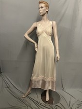 1950’s - 1960’s Nylon  Full Slip  picture