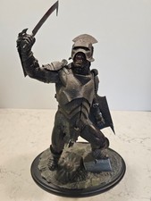 Wētā Workshop The Lord Of The Rings Uruk-Hai Swordsman Limited 1:6 Scale Statue picture