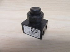 Hubbell M2G1B Push Button Switch picture