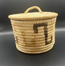 Vintage Native American Papago (Tohono O'odham) Lidded Basket 6”x 4.5” picture