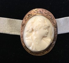 Beautiful Antique Cameo Pendant or Brooch wrapped in Gold picture