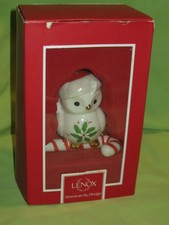 #838333 LENOX Happy Hoolidays CHRISTMAS ORNAMENT 3.5