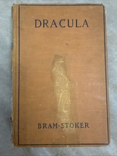 RARE DRACULA  BRAM STOKER NEW YORK GROSSET & DUNLAP ORANGE HARD COVER Vintage picture