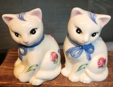 Vintage Lenox Poppies on Blue Barnyard Collection Kitten Salt & Pepper Shakers picture