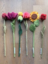 CJ Hendry Cle De Peau Faux Plush Flowers / Flower Market 2.0 - 6 Stems Total picture
