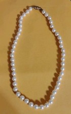 Vintage Style Faux Pearl Necklace picture