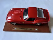 Bburago Gold 1:18 Ferrari 250 GTO 1962 Red Diecast Car on Wood Base picture
