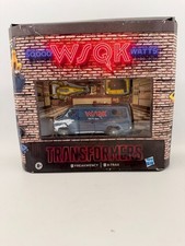 Hasbro Stranger Things x Transformers Freakwency & 8-Trax figure New picture