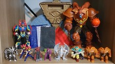 Vintage 1996 Yu-Gi-Oh Figure Lot Battle Arena Case Exodia Gaia Dragon + Cards picture