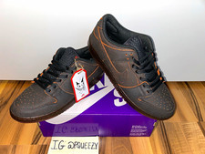 Nike SB Dunk Low Krampus picture