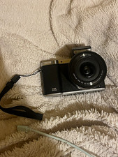 Samsung NX3000 NX Mirrorless Camera 20.3MP Wi‑Fi Autofocus Silver/Black picture