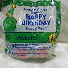 McDonald's Happy Meal Toy Peanuts Happy Birthday #12 1994 Vintage picture