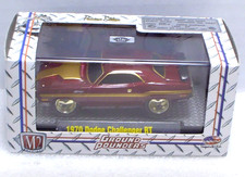 M2 Machines Burgandy/ Gold Chase 1970 Dodge Challenger 1:64 Diecast 1/750 picture