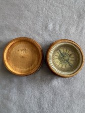 18th Century German Boxwood Pocket Compass by Peter Höchel (Nuremberg) (PH) Rare picture