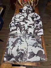 Vintage cabelas snow camouflage picture