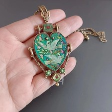 Vintage European Heart Enamel Necklace Unique Art Inlay Retro Pendant Jewelry picture