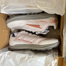 Altra M Lone Peak 9 Men’s Low Top Lace-Up Wide Sneakers White Gray Orange NIB picture