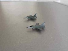 1/400 US F-16 fighter jet model 1pcs finished product prop picture