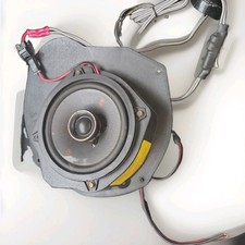 2 Kicker Car Audio picture