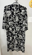 Miss Elaine Women’s Floral-Print Long Zip Front Robe Black Size Medium picture