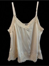Torrid Romantic Feminine Satin Lace Trim Cream Camisole Size 3 Evening Layering picture