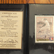 Signed 1992 Upper Deck Heroes Baseball - Rollie Fingers Oakland A's picture