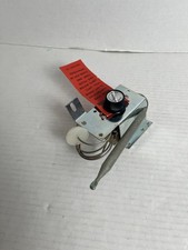 ROBERTSHAW KP-860-30 Thermostat 27690.0000 25a 250 Vac picture