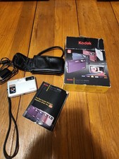 Kodak 5x Optical Easy Share M590 14MP With Memory Card 5x Zoom picture