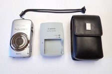 CANON PowerShot SD980 IS Digital 12.1 MP ELPH Camera, 5X Zoom 1:2.8 Lens - GREAT picture