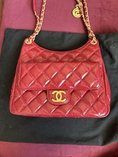 Chanel Shiny Wavy CC Hobo Quilted Crumpled Calfskin Medium Red Limited Edition picture