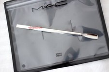 MAC SPATULA SPATULE STAINLESS STEEL DUO ENDED MAKEUP MIXING TOOL NIP SEALED NIP picture