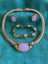 Vtg Trifari Pink Cabochon Choker Necklace Bracelet Earrings Parure Jewelry Set picture