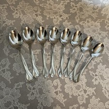 Lot of 8 Oneida USA Tribeca Glossy Stainless Flatware Soup Spoons picture