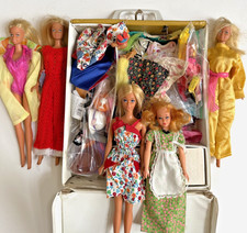 Vintage 1970s MOD Barbie Doll Case with 4 Dolls, 1 Skipper & Clothing, Look, picture