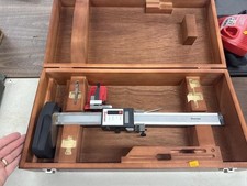 Starrett 752A Digital Height Gage 12