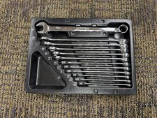 Matco Tools SMCWLM12 12-Piece Metric 12-Point Combination Wrench Set picture