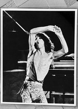 Vintage 1973 Mick Jagger Rolling Stones UK Tour Original Concert Photo 8x10 Rare picture
