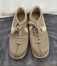 Vintage 1980s Nike Bowling Shoes Mens 8 Tan Brown Leather 830810SN picture