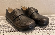 ALEGRIA JOLEEN  Women's Sz 41 (10.5/11) Tooled Bronze Leather Clogs picture