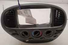 2003 - 2006 Toyota Tundra AC Heater Climate Temperature Control Automatic OEM picture