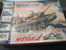 60's Vintage ITC Battling Betsy Tank Motorized Model in Box VERY RARE As Is READ picture