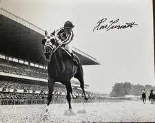 Ron Turcotte signed Secretariat 1973 16x20 Photograph Belmont Stakes picture