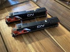 HO Scale Atlas C40-8s CN 2114 & CN 2117 W/o Sound picture
