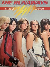 The RUNAWAYS - LIVE IN JAPAN LP (1977) ORIGINAL GATEFOLD Vinyl EXCELLENT picture
