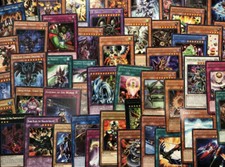 🔥 100 YUGIOH CARDS *** NO DUPLICATES ~ Holofoils Rares + BONUS 🔥 picture
